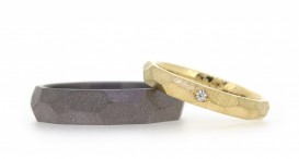 W2595-1382 - snubní prsteny vyrobené z tantalu a zlata s diamantem - foto č. 28
