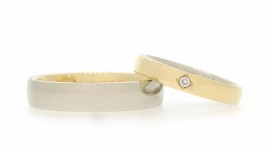 W2516 - snubní prsteny vyrobené ze žlutého a bílého zlata s diamantem - foto č. 3