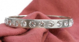 B3003 - náramek vyrobený z 18kt zlata s diamanty - foto č. 24